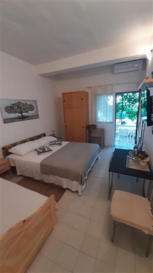 Apartment A1, for 3 persons