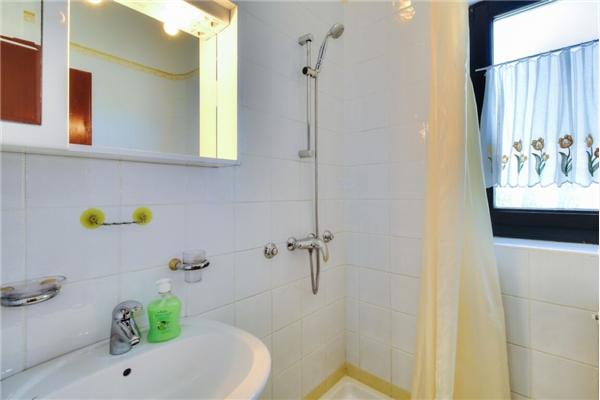 Apartman A2, na 5 osebe