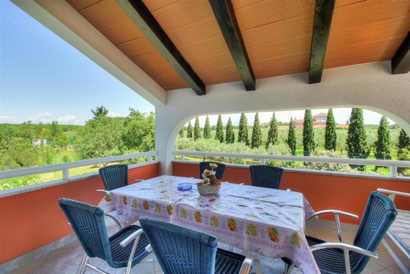 Apartman A2, na 5 osebe