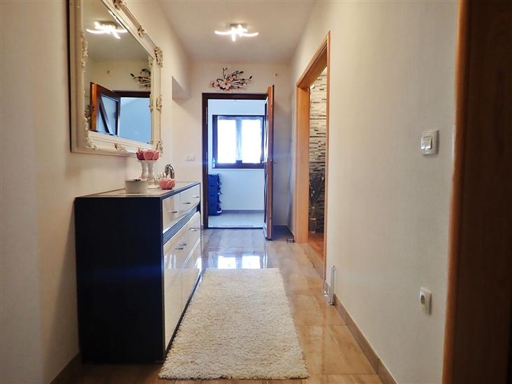 Apartment A2, for 6 persons