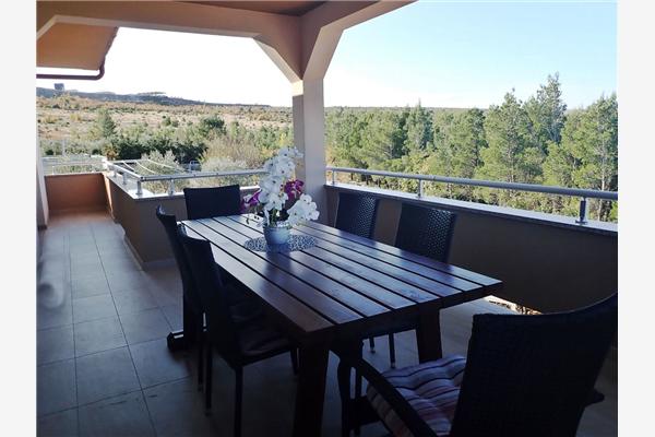 Apartment A2, for 6 persons