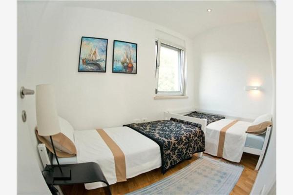 Apartment A1, for 6 persons