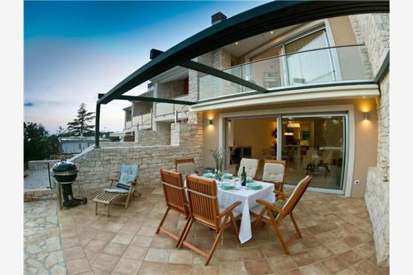 Apartment A1, for 6 persons