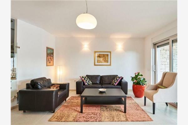 Apartment A2, for 6 persons