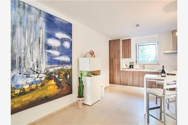 Apartment A2, for 6 persons