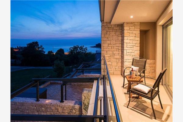 Apartment A2, for 6 persons