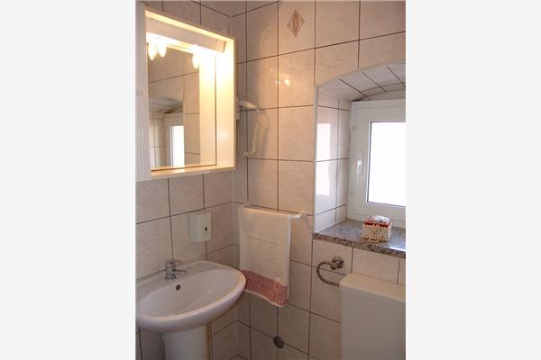 Apartment A3, for 5 persons