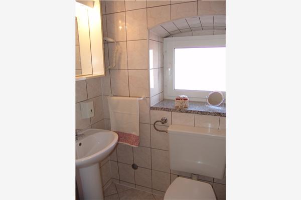 Apartment A3, for 5 persons