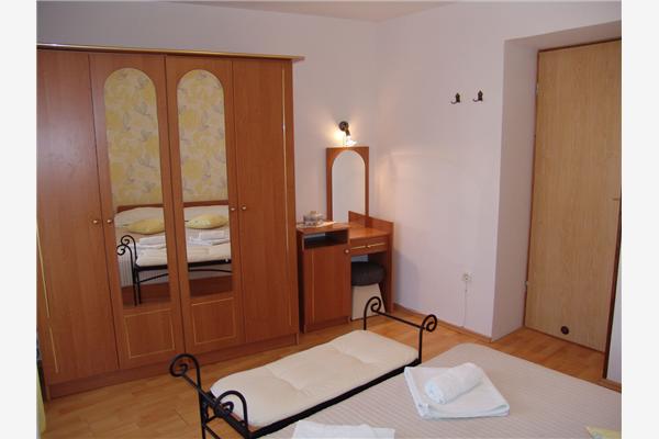 Apartment A3, for 5 persons