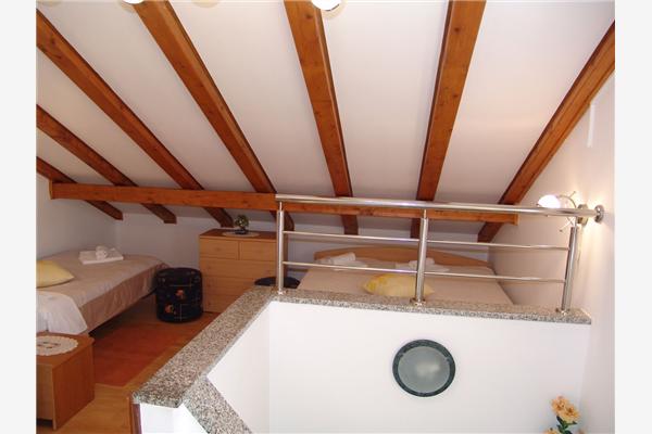 Apartment A3, for 5 persons