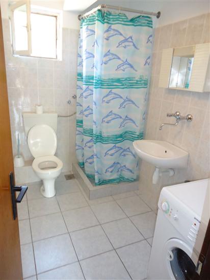 Apartment A1, for 8 persons