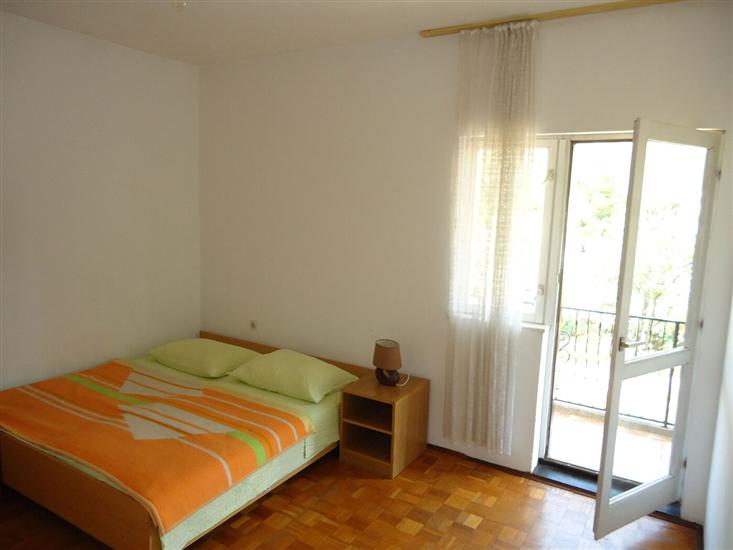 Apartment A1, for 8 persons