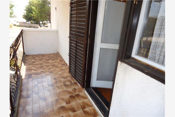 Apartment A1, for 8 persons