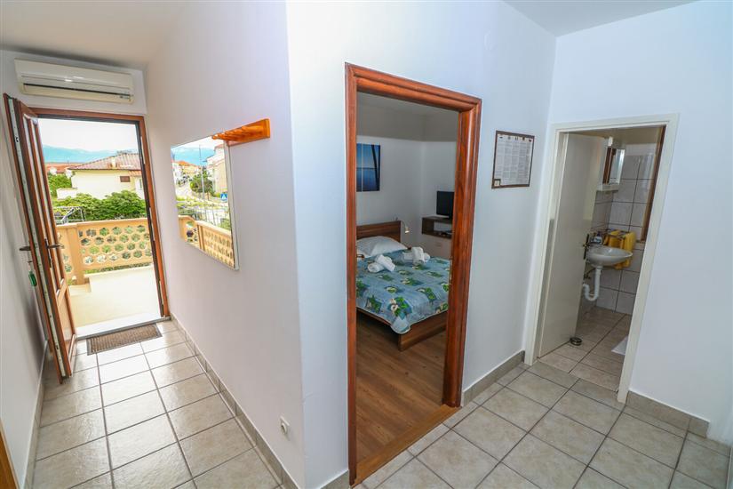 Apartment A2, for 4 persons