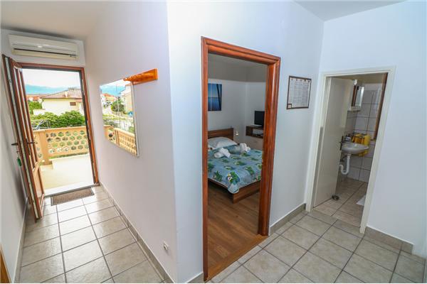 Apartment A2, for 4 persons