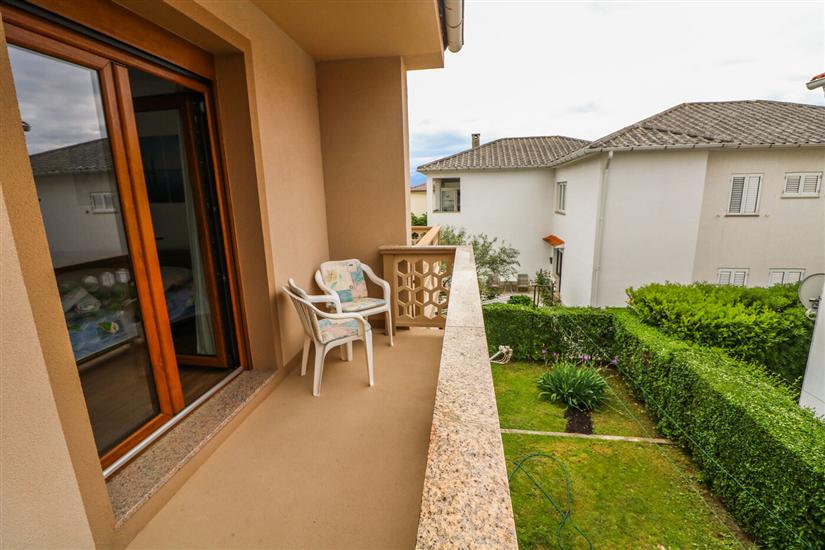 Apartment A2, for 4 persons