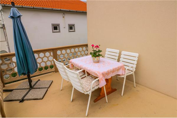 Apartment A2, for 4 persons