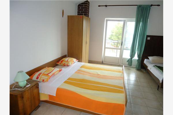 Apartment A2, for 4 persons