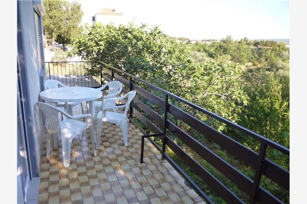 Apartment A1, for 6 persons