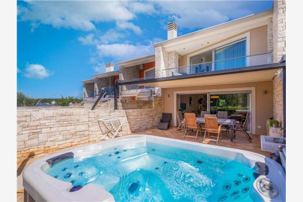 Apartment A1, for 6 persons