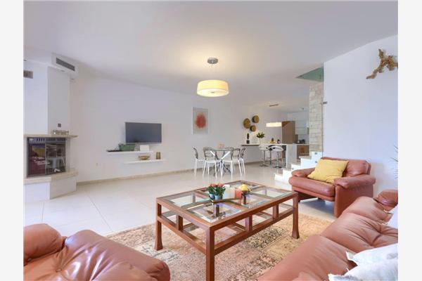 Apartment A1, for 6 persons