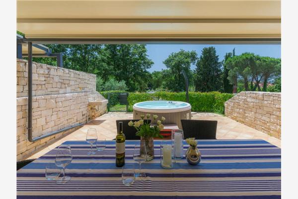 Apartment A2, for 6 persons