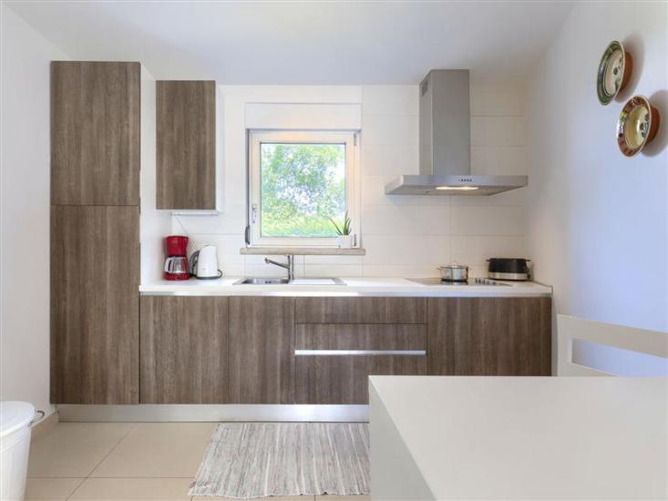 Apartment A2, for 6 persons