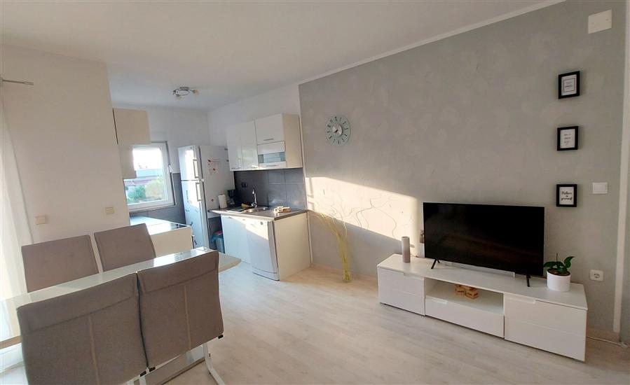 Apartment A1, for 5 persons