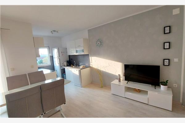 Apartment A1, for 5 persons