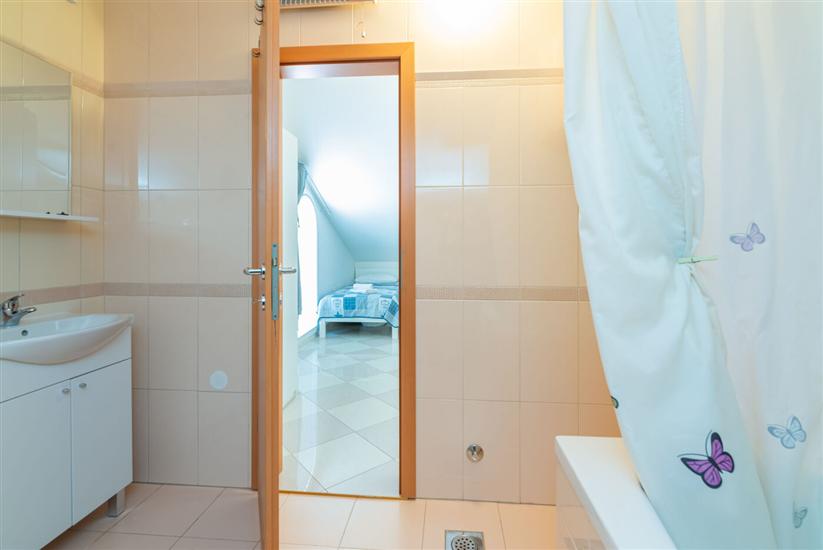 Apartman A1, na 8 osebe