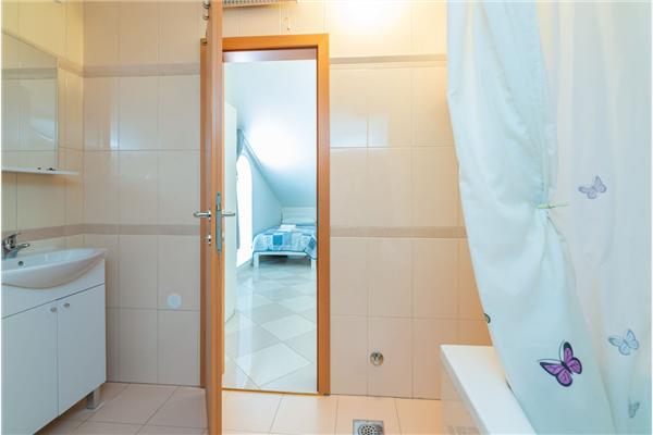 Apartman A1, na 8 osebe