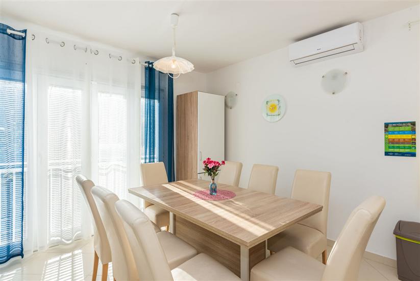 Apartman A1, na 8 osebe