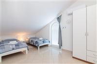 Apartman A2, na 8 osebe