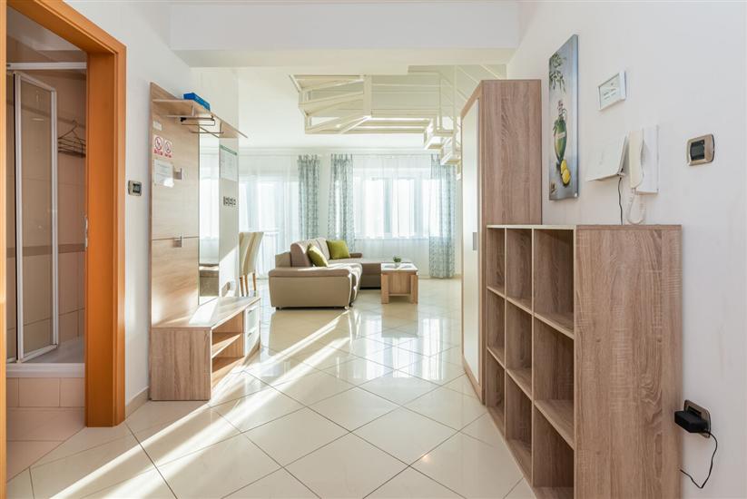 Apartman A2, na 8 osebe