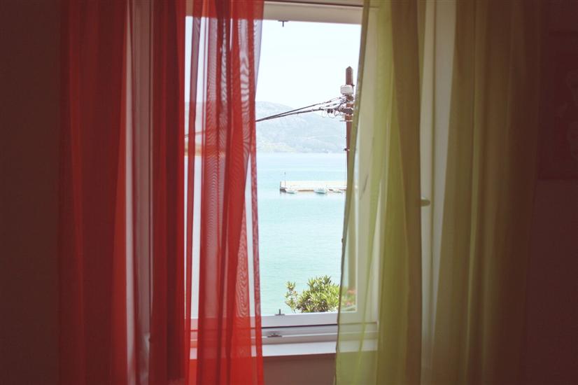 Room S1, for 2 persons