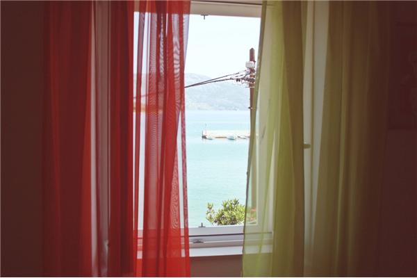 Room S1, for 2 persons