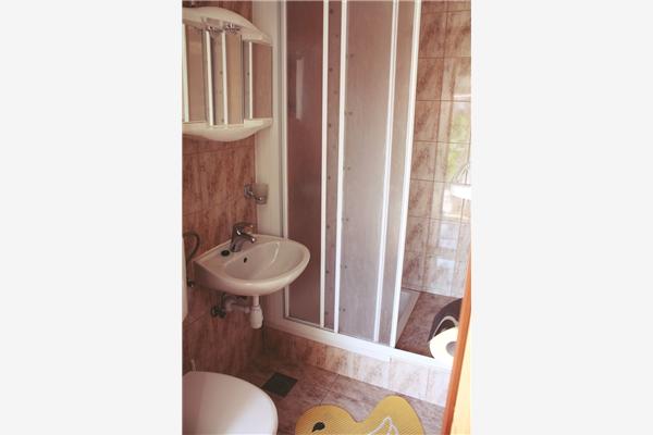 Room S1, for 2 persons