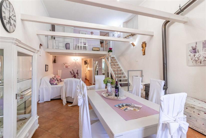 Apartment A1, for 6 persons