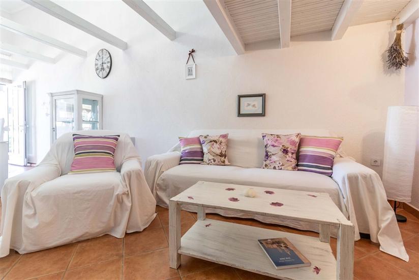 Apartment A1, for 6 persons