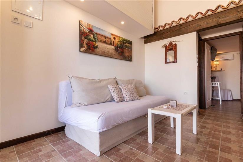 Apartment A2, for 6 persons