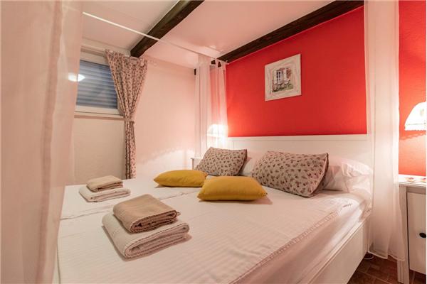 Apartment A2, for 6 persons