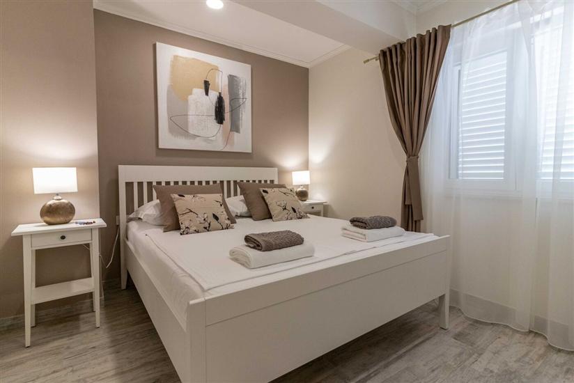 Apartment A4, for 6 persons