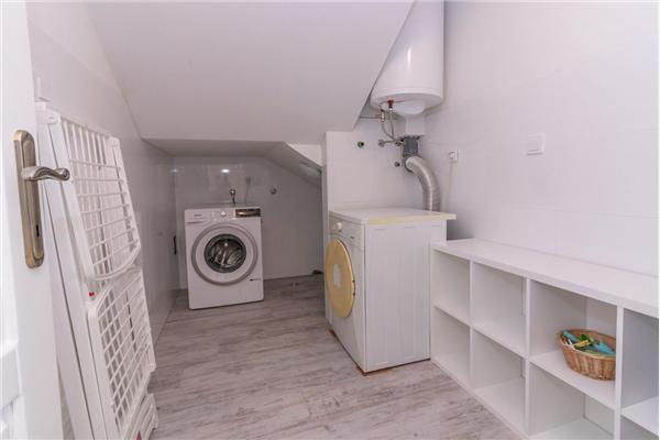 Apartment A4, for 6 persons