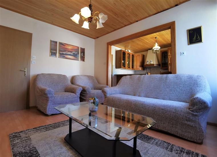 Apartment A3, for 5 persons