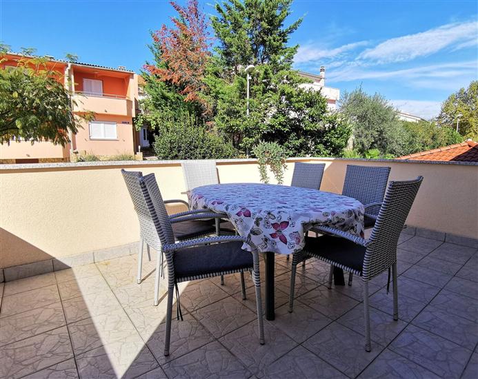 Apartment A3, for 5 persons