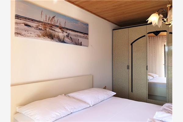 Apartment A3, for 5 persons