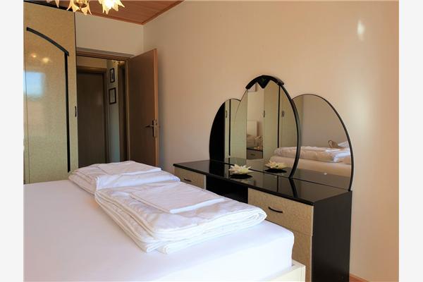 Apartment A3, for 5 persons