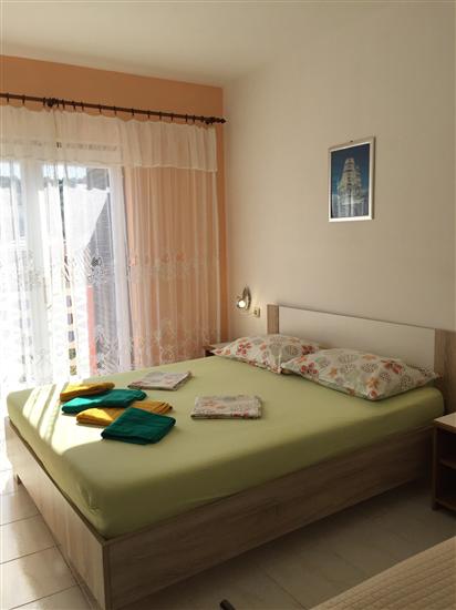 Apartment A1, for 6 persons