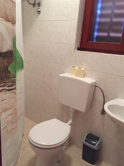 Apartment A1, for 6 persons