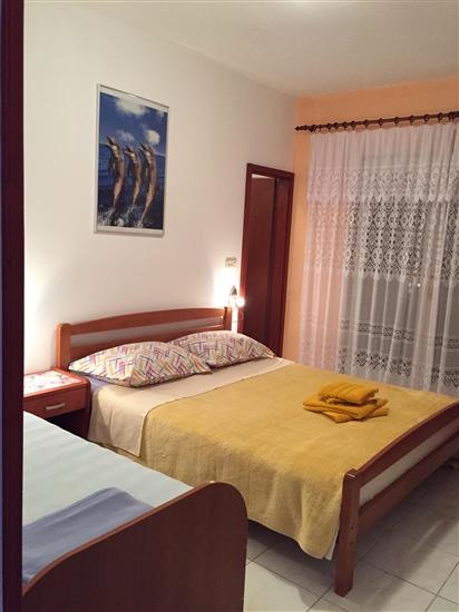 Apartment A1, for 6 persons